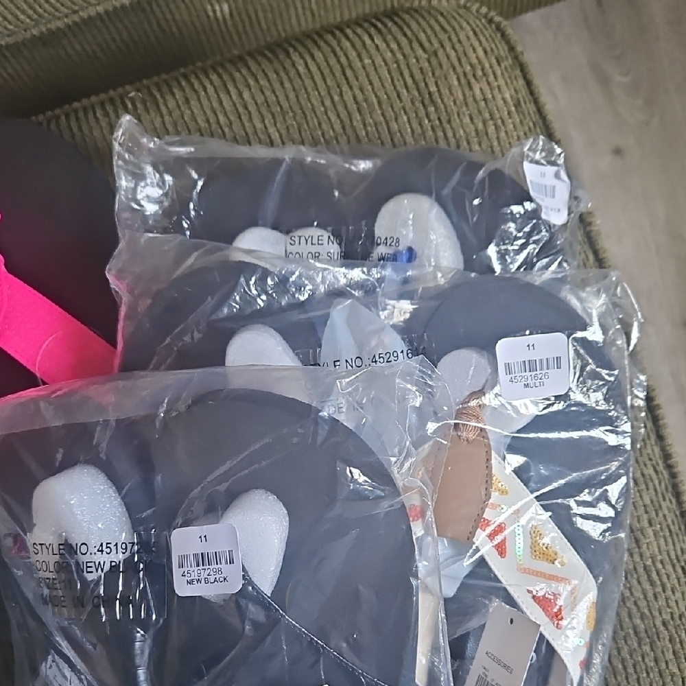 Colorful Flip Flops Set (Total=7) - Picture 5 of 6
